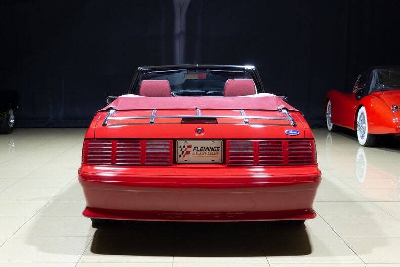 Used 1989 Ford Mustang GT RWD image 18