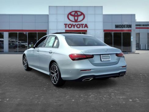 Used 2022 Mercedes-Benz E 350 Sedan image 4