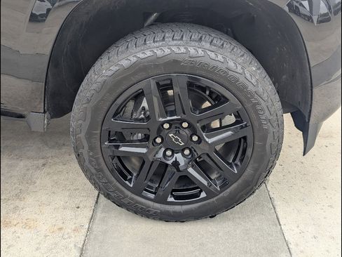 Used 2025 Chevrolet Colorado Z71 w/ Z71 Convenience Package 2 AWD/4WD image 19