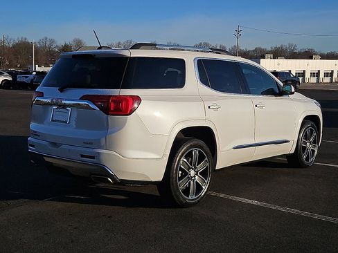 Used 2017 GMC Acadia Denali w/ Technology Package image 6