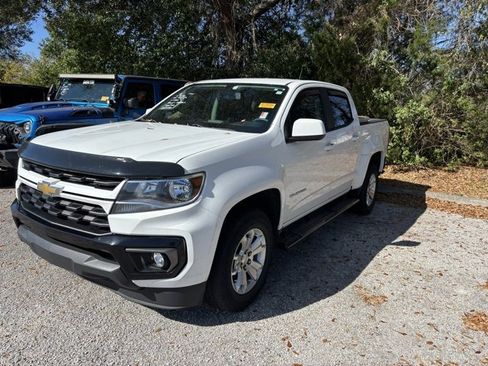 Used 2022 Chevrolet Colorado LT w/ LT Convenience Package image 6