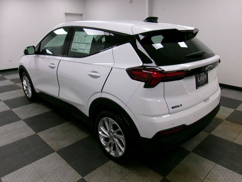 New 2027 Chevrolet Bolt LT w/ Comfort Package FWD image 2