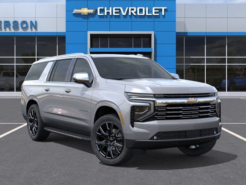 New 2026 Chevrolet Suburban Premier AWD/4WD image 3