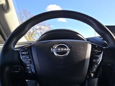 Used 2024 Nissan Armada SV image 25