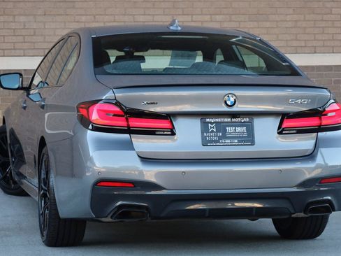 Used 2023 BMW 540i xDrive w/ M Sport Package AWD/4WD image 9