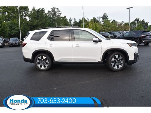 New 2026 Honda Pilot Elite image 8