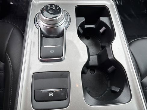 Certified 2024 Ford Edge SEL image 10