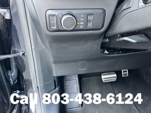 Used 2024 Ford Escape ST-Line w/ Tech Pack #1 FWD image 22