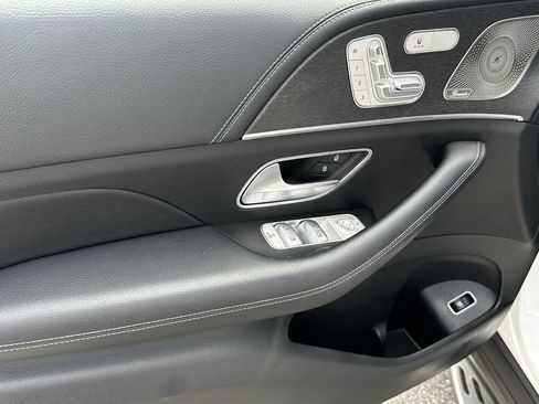 Certified 2022 Mercedes-Benz GLE 350 4MATIC image 11
