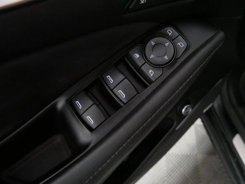 Used 2023 Buick Enclave Avenir image 14