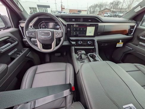 New 2026 GMC Sierra 1500 Denali w/ Technology Package image 14