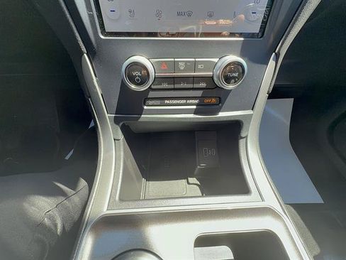 Certified 2023 Ford Edge SEL w/ Convenience Package AWD/4WD image 17