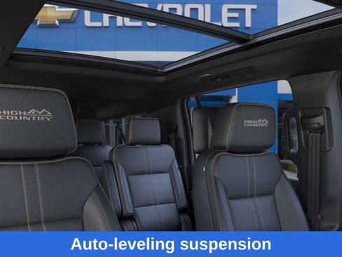 New 2026 Chevrolet Suburban High Country image 25