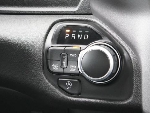 Used 2023 RAM 1500 Big Horn AWD/4WD image 24