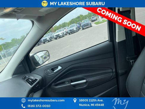 Used 2015 Ford Escape Titanium AWD/4WD image 9