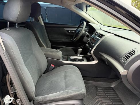 Used 2015 Nissan Altima 2.5 S w/ Power Driver Seat Package FWD image 18