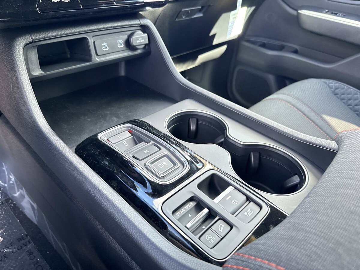 New 2026 Honda Pilot Sport image 25