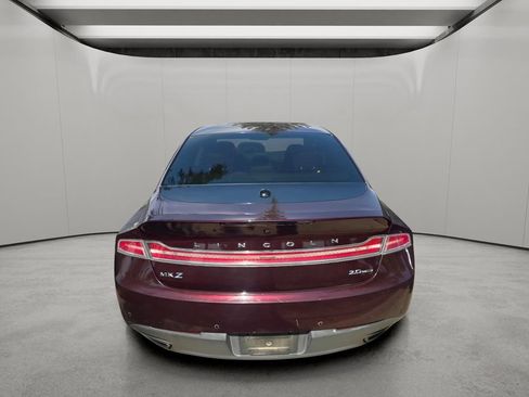 Used 2013 Lincoln MKZ FWD image 7