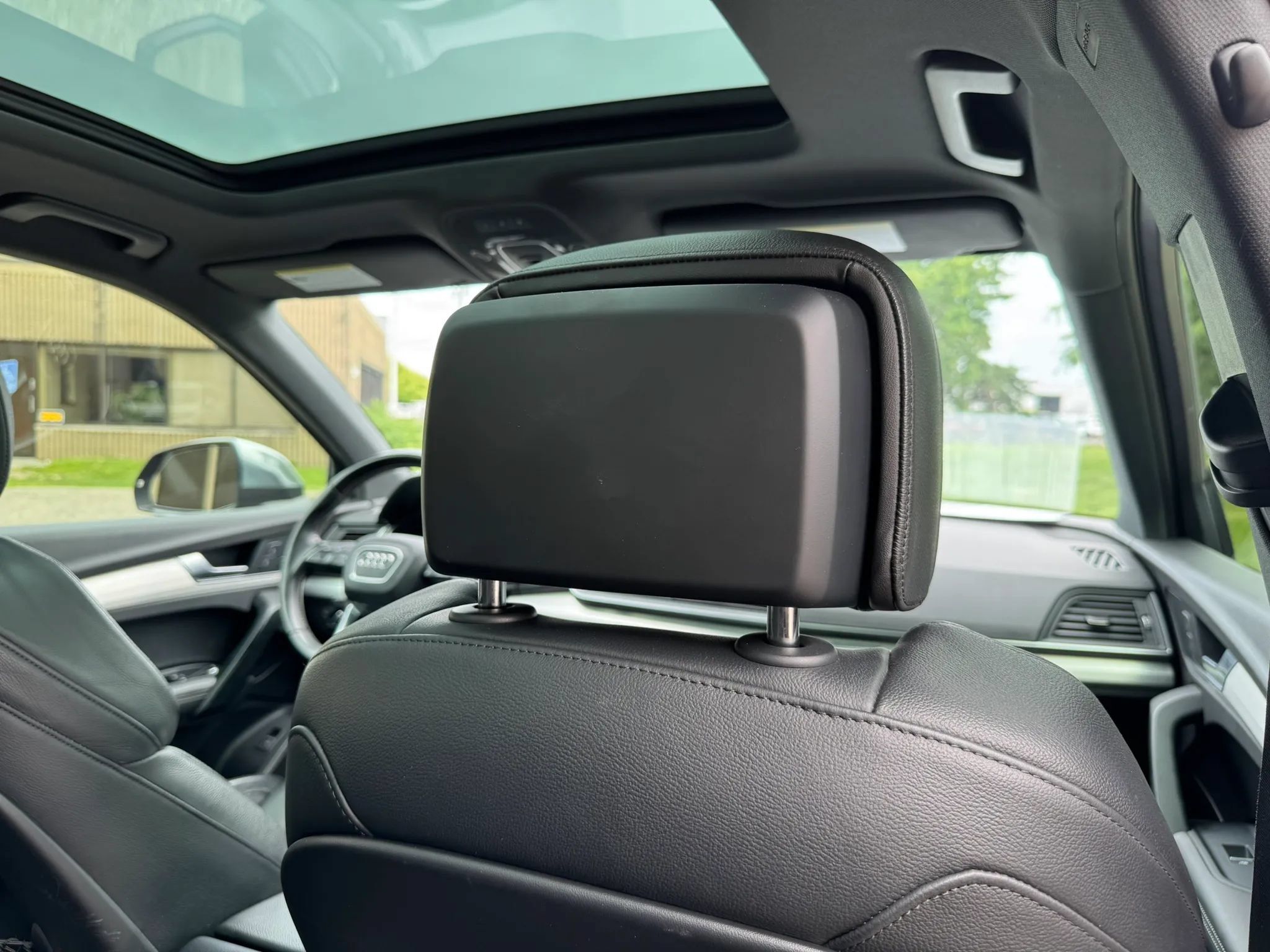 Used 2018 Audi SQ5 Premium Plus AWD/4WD image 35