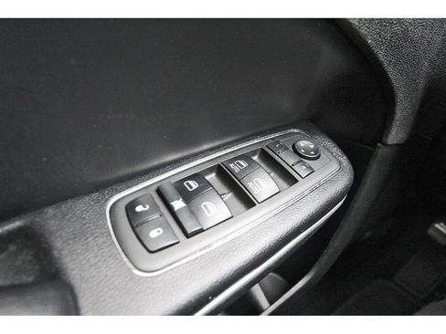 Used 2022 Dodge Charger SXT w/ Leather Interior Group image 14