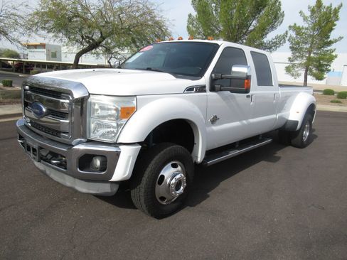 Used 2013 Ford F450 Lariat w/ Lariat Ultimate Pkg image 8
