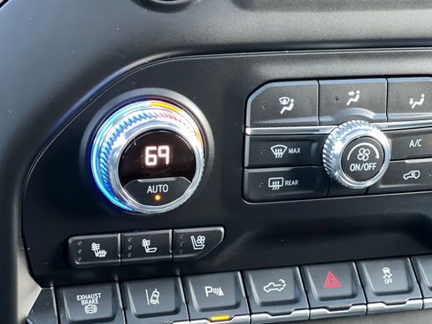 Used 2022 GMC Sierra 2500 Denali w/ Denali Ultimate Package image 27