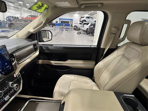 Used 2023 Ford Expedition Max Limited image 24