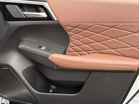 New 2026 Mitsubishi Outlander SEL image 8