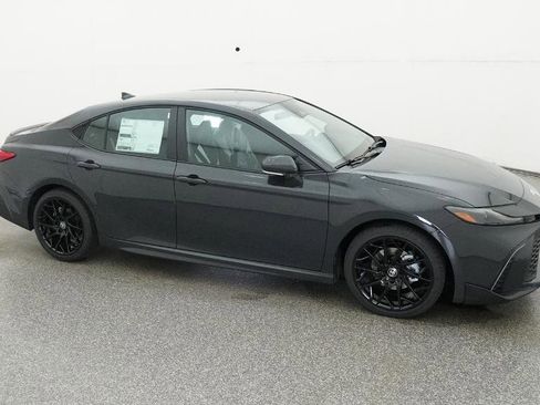 New 2026 Toyota Camry SE image 27