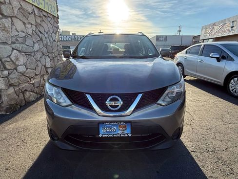Used 2017 Nissan Rogue Sport SV w/ SV Premium Package image 5