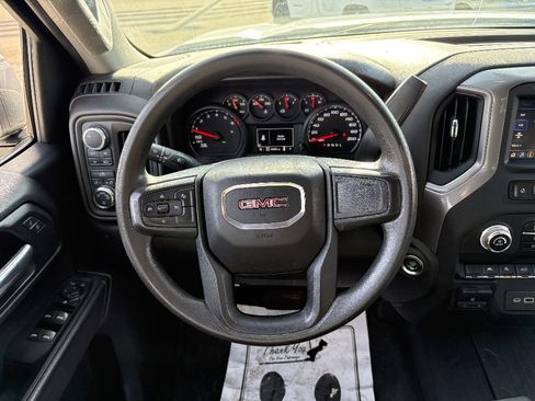 Used 2023 GMC Sierra 1500 Pro w/ Pro Value Package AWD/4WD image 24