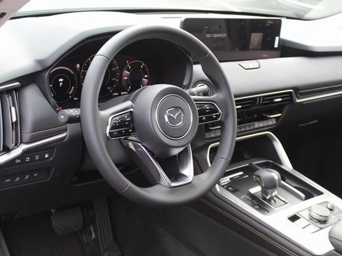 New 2025 MAZDA CX-70 Plug-In Hybrid w/ Premium Pkg image 15