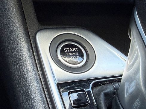 Used 2024 Nissan Sentra SV FWD image 28