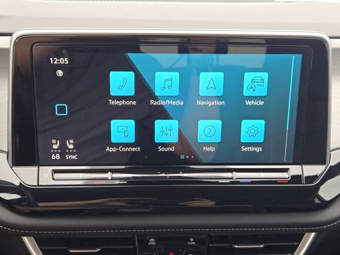 New 2026 Volkswagen Atlas Cross Sport SE AWD/4WD image 14