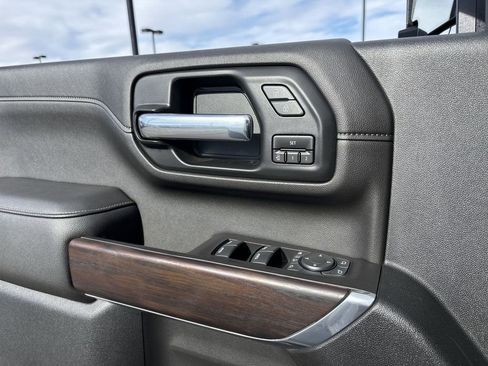 Used 2020 GMC Sierra 2500 SLT image 23