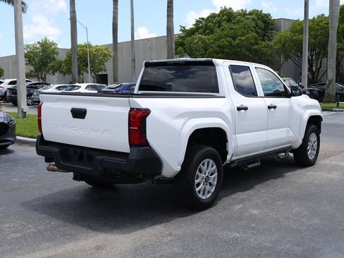 Used 2025 Toyota Tacoma SR RWD image 4