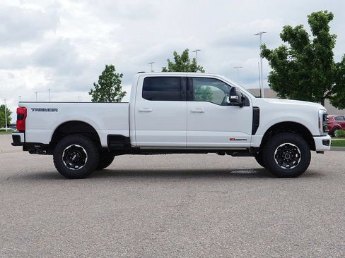 New 2026 Ford F350 Platinum w/ Tremor Off-Road Package AWD/4WD image 6
