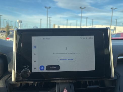 Used 2024 Toyota RAV4 XLE image 16