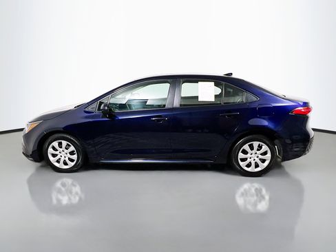 Used 2024 Toyota Corolla LE FWD image 6