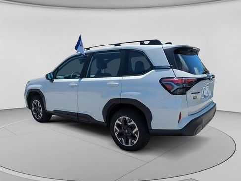 Used 2026 Subaru Forester AWD/4WD image 7