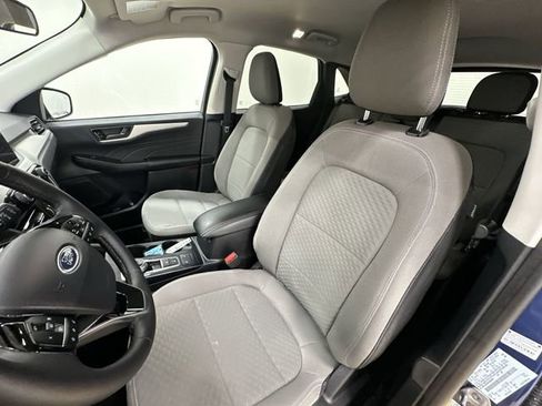 Used 2022 Ford Escape SE w/ SE Sport Appearance Package image 14