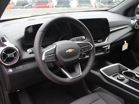 New 2026 Chevrolet Equinox LT FWD image 10