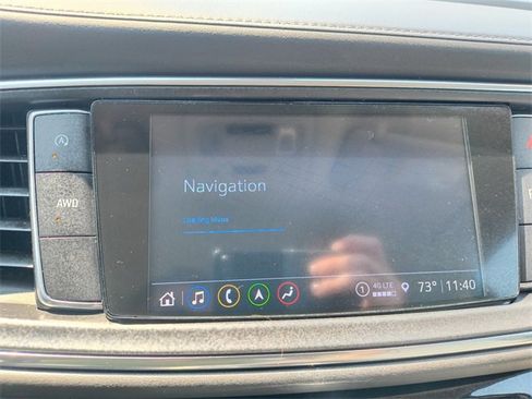 Used 2022 Buick Enclave Essence w/ Sport Touring Edition image 25