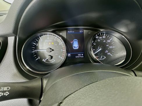 Used 2020 Nissan Rogue Sport S FWD image 11