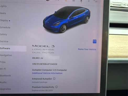 Used 2018 Tesla Model 3 Long Range image 28