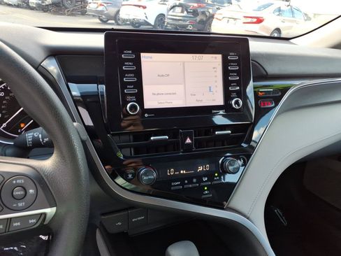 Certified 2023 Toyota Camry LE FWD image 9