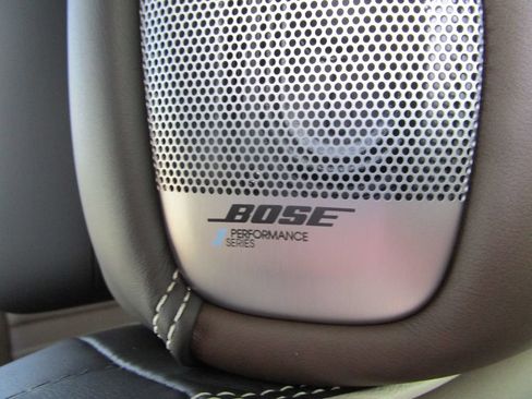 New 2026 GMC Yukon XL Denali Ultimate w/ LPO, Floor Liner Package AWD/4WD image 31
