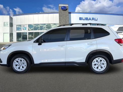 Used 2022 Subaru Forester AWD/4WD image 8