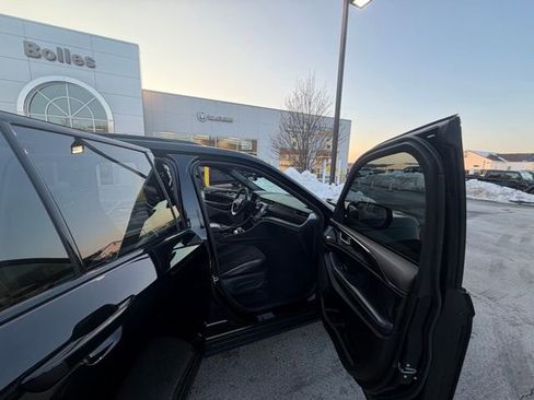 Certified 2023 Jeep Grand Cherokee Altitude image 18