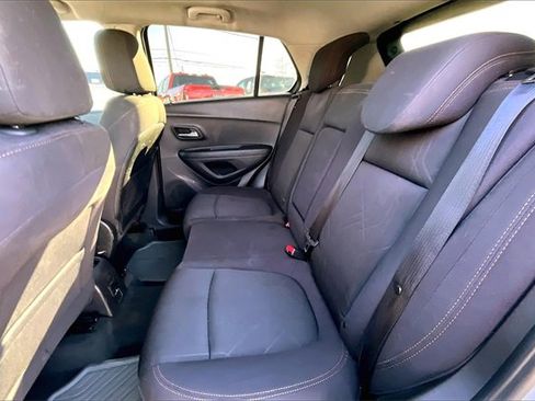 Used 2017 Chevrolet Trax LT image 20